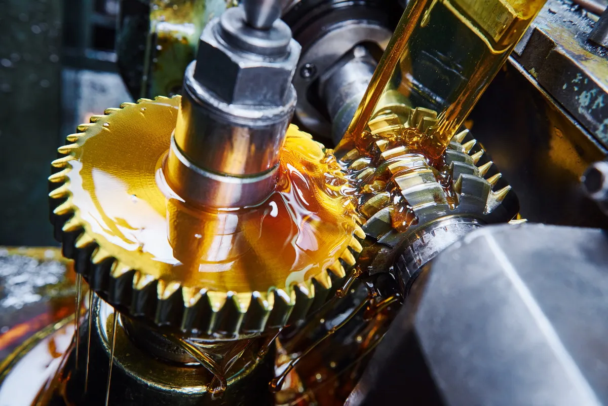 Gear manufacturing process on CNC hobbing machine