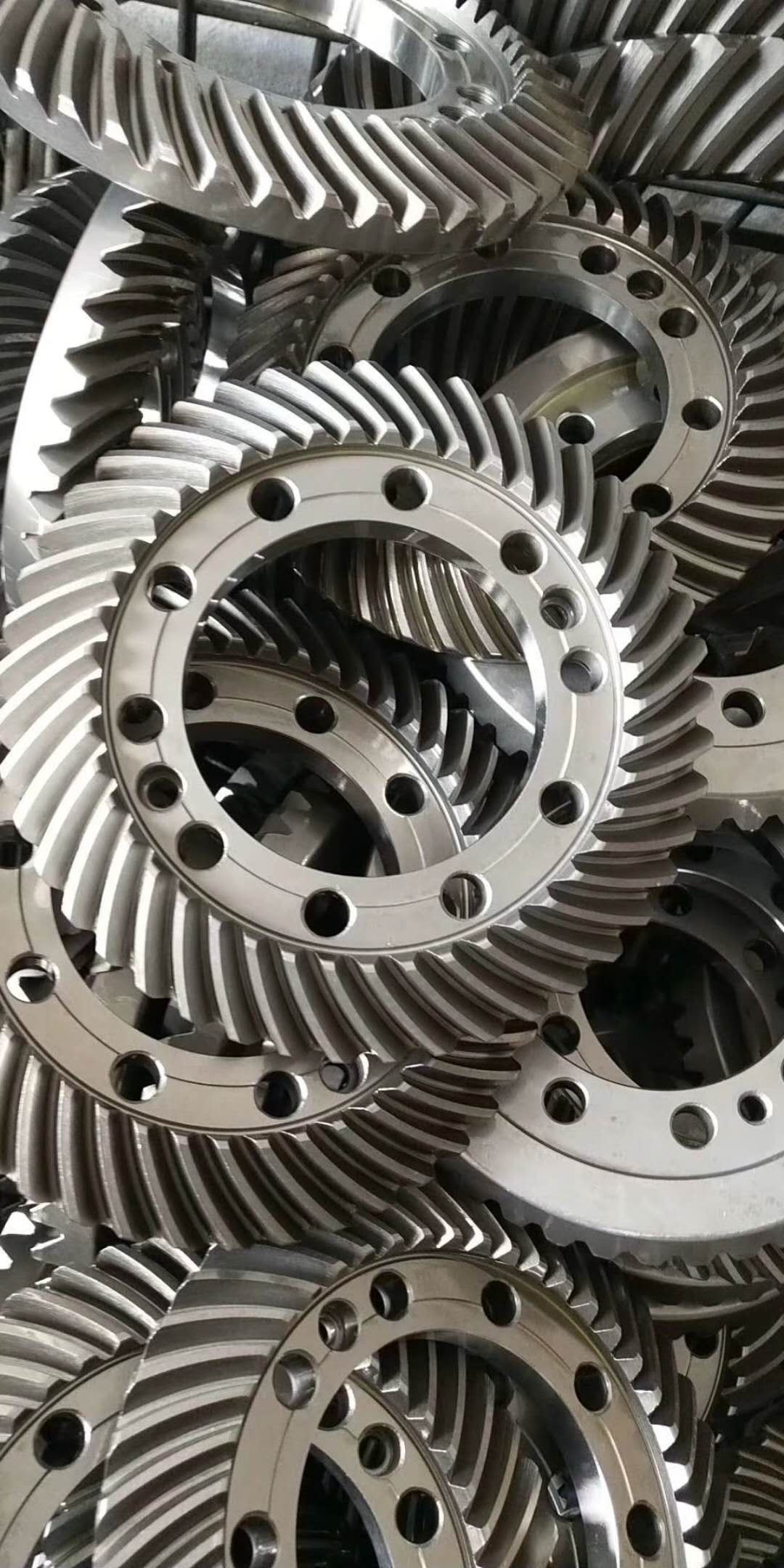 Flange mounting gears batch production