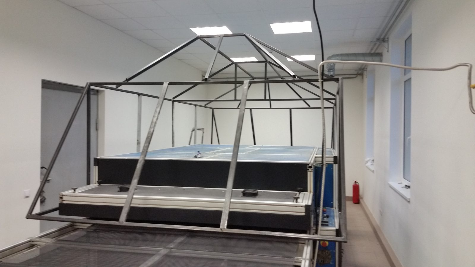Steel frame structure assembly
